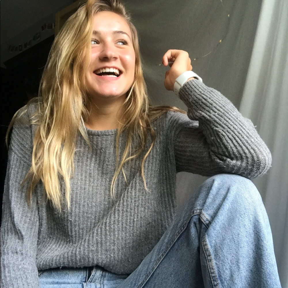 Brandy Melville Grey Sweater